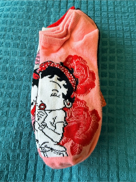 Betty Boop Other - Betty Boop Pink and Red Graphic Ankle Socks
